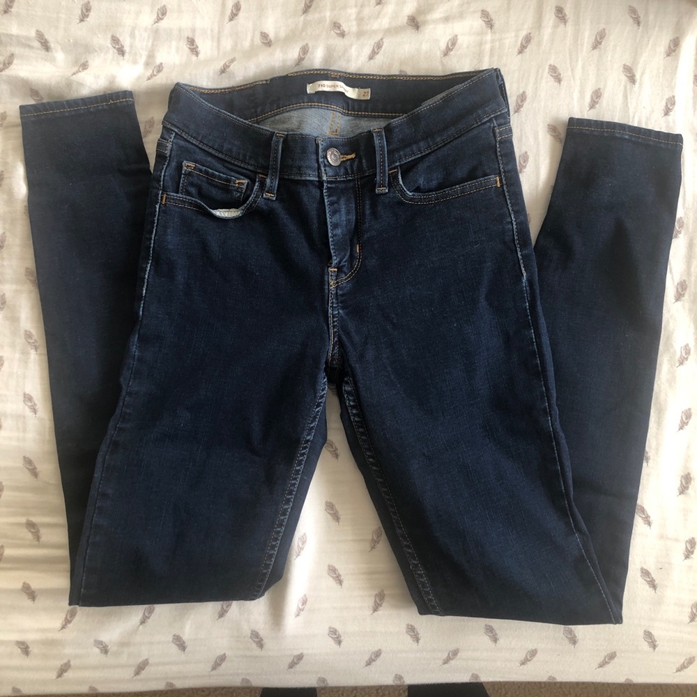 Levi’s 710 Skinny Jeans